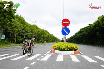 Photo VIET NAM TRI FACTOR CHAMPIONSHIP x HO CHI MINH CITY CHAMPIONSHIP NĂM 2025 - 6e2b4a903b47fca2dfb525f9d61dc081.jpg