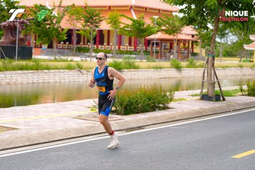 Ảnh sự kiện VIET NAM TRI FACTOR CHAMPIONSHIP x HO CHI MINH CITY CHAMPIONSHIP NĂM 2025 - 70ed8fabea4c4eb145e491474426bbc1.jpg