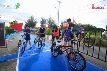 Ảnh sự kiện VIET NAM TRI FACTOR CHAMPIONSHIP x HO CHI MINH CITY CHAMPIONSHIP NĂM 2025 - 729353caa94bf0d51b0a880f12bcccbe.jpg