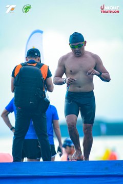 Ảnh sự kiện VIET NAM TRI FACTOR CHAMPIONSHIP x HO CHI MINH CITY CHAMPIONSHIP NĂM 2025 - 735aef7229c1b17f2af6682ed5a60ca8.jpg