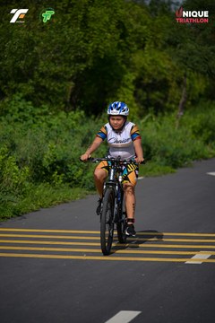 Ảnh sự kiện VIET NAM TRI FACTOR CHAMPIONSHIP x HO CHI MINH CITY CHAMPIONSHIP NĂM 2025 - 75faee7e0531a680f7653000fdbd66b9.jpg