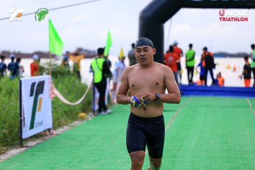 Ảnh sự kiện VIET NAM TRI FACTOR CHAMPIONSHIP x HO CHI MINH CITY CHAMPIONSHIP NĂM 2025 - 760de7f1b1e02d0288c0f9ca1a88adc2.jpg