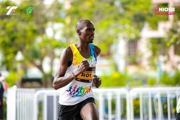 Photo VIET NAM TRI FACTOR CHAMPIONSHIP x HO CHI MINH CITY CHAMPIONSHIP NĂM 2025 - 774e69b0713285e698ff0438bdcdb69d.jpg
