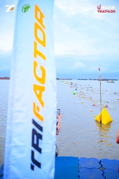 Ảnh sự kiện VIET NAM TRI FACTOR CHAMPIONSHIP x HO CHI MINH CITY CHAMPIONSHIP NĂM 2025 - 7ccd0ffd651e7646d3f53cc5f640bf31.jpg