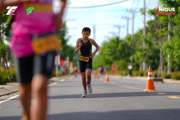 Ảnh sự kiện VIET NAM TRI FACTOR CHAMPIONSHIP x HO CHI MINH CITY CHAMPIONSHIP NĂM 2025 - 7eb974bbd9b9faf743b6e73720439ef3.jpg