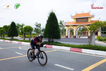 Photo VIET NAM TRI FACTOR CHAMPIONSHIP x HO CHI MINH CITY CHAMPIONSHIP NĂM 2025 - 832169af06010bc1c20be29a81f0baf9.jpg
