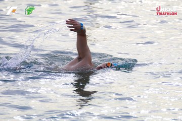 Ảnh sự kiện VIET NAM TRI FACTOR CHAMPIONSHIP x HO CHI MINH CITY CHAMPIONSHIP NĂM 2025 - 86cb5b3ed1c881f11a59bbfdf1c9d0e9.jpg