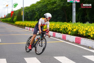 Ảnh sự kiện VIET NAM TRI FACTOR CHAMPIONSHIP x HO CHI MINH CITY CHAMPIONSHIP NĂM 2025 - 8b6ea5707688a0e712de8f0bfe7af8af.jpg