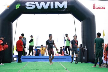 Ảnh sự kiện VIET NAM TRI FACTOR CHAMPIONSHIP x HO CHI MINH CITY CHAMPIONSHIP NĂM 2025 - 8bf39bc83349b1013e63bc2c8c620eef.jpg