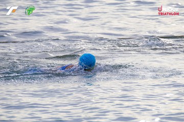 Ảnh sự kiện VIET NAM TRI FACTOR CHAMPIONSHIP x HO CHI MINH CITY CHAMPIONSHIP NĂM 2025 - 8cde7b363d2d6444ed1a033209a958de.jpg