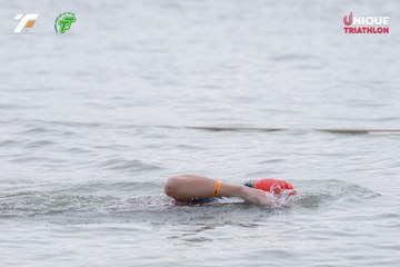 Ảnh sự kiện VIET NAM TRI FACTOR CHAMPIONSHIP x HO CHI MINH CITY CHAMPIONSHIP NĂM 2025 - 8e46883a0ce1323fadf073da4bc28552.jpg