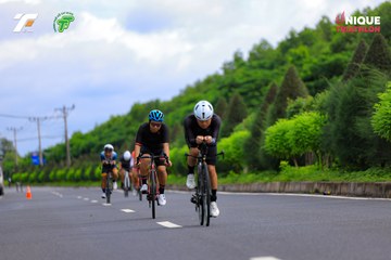 Photo VIET NAM TRI FACTOR CHAMPIONSHIP x HO CHI MINH CITY CHAMPIONSHIP NĂM 2025 - 8e675e7f5d9f1fb94f066e7c1b1bb99e.jpg