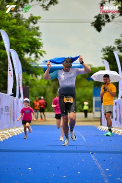 Photo VIET NAM TRI FACTOR CHAMPIONSHIP x HO CHI MINH CITY CHAMPIONSHIP NĂM 2025 - 91de62eb8d5949b7c3e0fc94061bf78e.jpg
