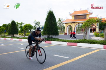 Photo VIET NAM TRI FACTOR CHAMPIONSHIP x HO CHI MINH CITY CHAMPIONSHIP NĂM 2025 - 947af6c81b7363d64d2e22804ce97069.jpg
