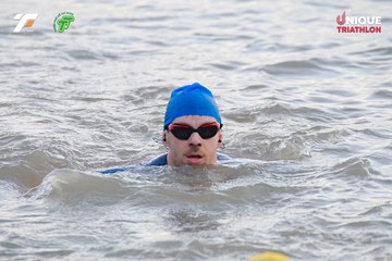 Ảnh sự kiện VIET NAM TRI FACTOR CHAMPIONSHIP x HO CHI MINH CITY CHAMPIONSHIP NĂM 2025 - 95583f7c985b83dd0b77e52f7931d9fe.jpg