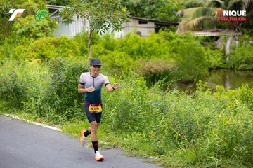 Photo VIET NAM TRI FACTOR CHAMPIONSHIP x HO CHI MINH CITY CHAMPIONSHIP NĂM 2025 - 956556fde8d04732f0bc365a85ec47d2.jpg