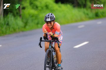 Ảnh sự kiện VIET NAM TRI FACTOR CHAMPIONSHIP x HO CHI MINH CITY CHAMPIONSHIP NĂM 2025 - 9588198c64d9ae1346f8b30d323e3dc1.jpg