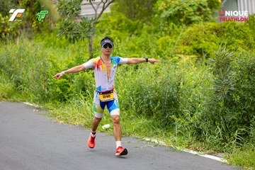 Photo VIET NAM TRI FACTOR CHAMPIONSHIP x HO CHI MINH CITY CHAMPIONSHIP NĂM 2025 - 9608fa229c240638c617b17d36abc94a.jpg