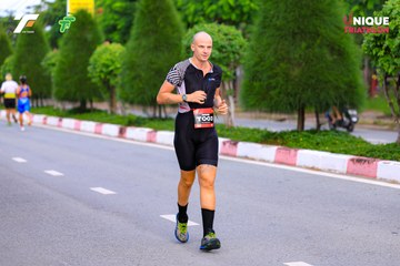 Ảnh sự kiện VIET NAM TRI FACTOR CHAMPIONSHIP x HO CHI MINH CITY CHAMPIONSHIP NĂM 2025 - 965f34b524119bccfc51e190841a810e.jpg