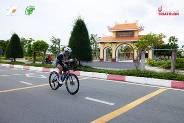 Photo VIET NAM TRI FACTOR CHAMPIONSHIP x HO CHI MINH CITY CHAMPIONSHIP NĂM 2025 - 98bf6e1b7c24c37254dec047c60c0c54.jpg