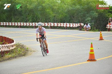 Ảnh sự kiện VIET NAM TRI FACTOR CHAMPIONSHIP x HO CHI MINH CITY CHAMPIONSHIP NĂM 2025 - 98d2cb27ea44ea550c30da92a29bb04f.jpg