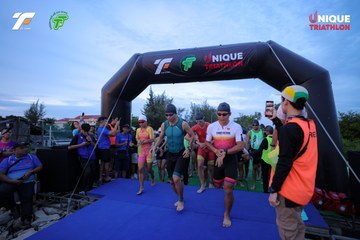 Ảnh sự kiện VIET NAM TRI FACTOR CHAMPIONSHIP x HO CHI MINH CITY CHAMPIONSHIP NĂM 2025 - 990d5586e2a1ba34e90db4ac78b1c8ec.jpg