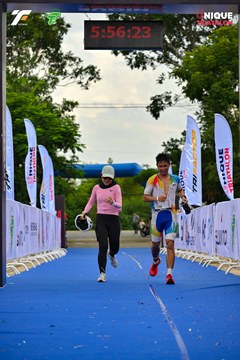 Photo VIET NAM TRI FACTOR CHAMPIONSHIP x HO CHI MINH CITY CHAMPIONSHIP NĂM 2025 - 9d43279658faa3fd85474fc6c41fa7bf.jpg