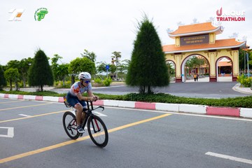 Photo VIET NAM TRI FACTOR CHAMPIONSHIP x HO CHI MINH CITY CHAMPIONSHIP NĂM 2025 - a0248910e756e6419acedd4d0af1c3cb.jpg
