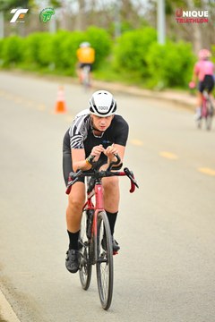 Ảnh sự kiện VIET NAM TRI FACTOR CHAMPIONSHIP x HO CHI MINH CITY CHAMPIONSHIP NĂM 2025 - adb86d1b2fc1c7f8df452c2efe5c106e.jpg