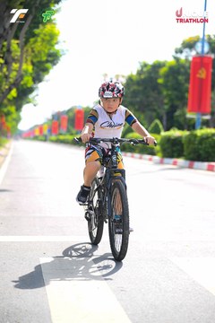 Ảnh sự kiện VIET NAM TRI FACTOR CHAMPIONSHIP x HO CHI MINH CITY CHAMPIONSHIP NĂM 2025 - b7d6b3db97fa586cf1cbed2645ba96eb.jpg