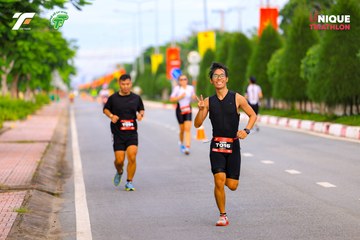 Ảnh sự kiện VIET NAM TRI FACTOR CHAMPIONSHIP x HO CHI MINH CITY CHAMPIONSHIP NĂM 2025 - bb86fd1de27fa63cd96cbb037db80ad2.jpg