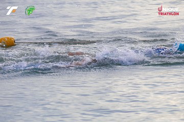 Ảnh sự kiện VIET NAM TRI FACTOR CHAMPIONSHIP x HO CHI MINH CITY CHAMPIONSHIP NĂM 2025 - bf5c701c9261c05ebf5bb26c0c719aed.jpg