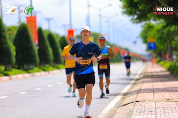 Ảnh sự kiện VIET NAM TRI FACTOR CHAMPIONSHIP x HO CHI MINH CITY CHAMPIONSHIP NĂM 2025 - c652b37dfc2681c8a30cb9bd21d718ec.jpg