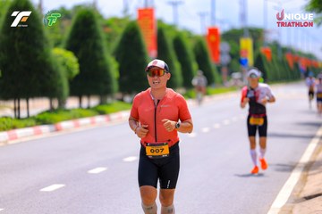 Ảnh sự kiện VIET NAM TRI FACTOR CHAMPIONSHIP x HO CHI MINH CITY CHAMPIONSHIP NĂM 2025 - c97496c78f36be9650c2dba3fb054fb7.jpg