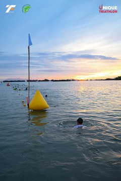 Ảnh sự kiện VIET NAM TRI FACTOR CHAMPIONSHIP x HO CHI MINH CITY CHAMPIONSHIP NĂM 2025 - c9980f90e441f743f6b98aa0cc0a5286.jpg
