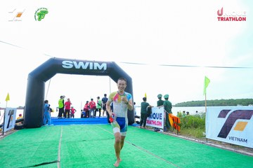Ảnh sự kiện VIET NAM TRI FACTOR CHAMPIONSHIP x HO CHI MINH CITY CHAMPIONSHIP NĂM 2025 - ce2a5f4fafc3566b025e7875fbece4a4.jpg