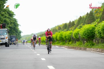 Ảnh sự kiện VIET NAM TRI FACTOR CHAMPIONSHIP x HO CHI MINH CITY CHAMPIONSHIP NĂM 2025 - d120166e4f2a274235bf15ef3d2cf414.jpg