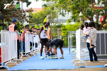 Photo VIET NAM TRI FACTOR CHAMPIONSHIP x HO CHI MINH CITY CHAMPIONSHIP NĂM 2025 - d7614655f7eee79e22d8edad7e8fcb4c.jpg