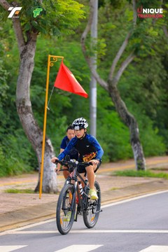 Ảnh sự kiện VIET NAM TRI FACTOR CHAMPIONSHIP x HO CHI MINH CITY CHAMPIONSHIP NĂM 2025 - dc4b92cda37558fd0a2afe1a8034aee3.jpg