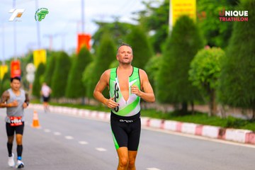 Ảnh sự kiện VIET NAM TRI FACTOR CHAMPIONSHIP x HO CHI MINH CITY CHAMPIONSHIP NĂM 2025 - e132170831295e2d0b050be700973fe4.jpg