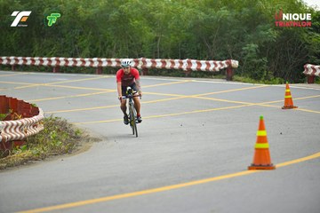 Ảnh sự kiện VIET NAM TRI FACTOR CHAMPIONSHIP x HO CHI MINH CITY CHAMPIONSHIP NĂM 2025 - e38c7fdb84c45c13ef26d6c34855bb78.jpg