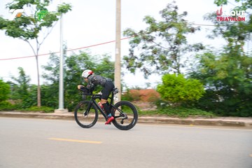 Ảnh sự kiện VIET NAM TRI FACTOR CHAMPIONSHIP x HO CHI MINH CITY CHAMPIONSHIP NĂM 2025 - e4f09bc4505b8e38fea5e2a22e32df9f.jpg