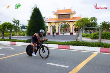 Photo VIET NAM TRI FACTOR CHAMPIONSHIP x HO CHI MINH CITY CHAMPIONSHIP NĂM 2025 - e5186bc67c219bfb9e406a8dde30c098.jpg