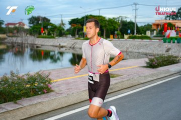 Ảnh sự kiện VIET NAM TRI FACTOR CHAMPIONSHIP x HO CHI MINH CITY CHAMPIONSHIP NĂM 2025 - efa66e1ba097dac80e44b9e94aa49a86.jpg