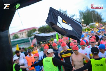Ảnh sự kiện VIET NAM TRI FACTOR CHAMPIONSHIP x HO CHI MINH CITY CHAMPIONSHIP NĂM 2025 - f07d79c7bd88f502063232b2ce3cbc4f.jpg