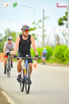 Ảnh sự kiện VIET NAM TRI FACTOR CHAMPIONSHIP x HO CHI MINH CITY CHAMPIONSHIP NĂM 2025 - f2d85ee4f6b8b802695b101c023f7306.jpg