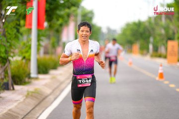 Ảnh sự kiện VIET NAM TRI FACTOR CHAMPIONSHIP x HO CHI MINH CITY CHAMPIONSHIP NĂM 2025 - f6af41b31219e722e9d64730210b2801.jpg