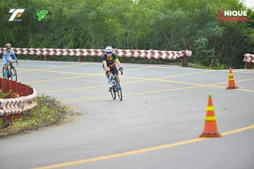 Ảnh sự kiện VIET NAM TRI FACTOR CHAMPIONSHIP x HO CHI MINH CITY CHAMPIONSHIP NĂM 2025 - f71cd00b9f8667068aac4d7c481ed985.jpg