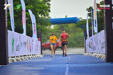 Ảnh sự kiện VIET NAM TRI FACTOR CHAMPIONSHIP x HO CHI MINH CITY CHAMPIONSHIP NĂM 2025 - fef92bc8585b10acd915b1cf3143ec54.jpg