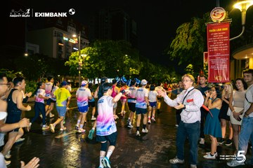 Ảnh sự kiện HO CHI MINH CITY NIGHT RUN EXIMBANK 2026 - 0066de1c44b3ae47cf92d6314c637986.jpg